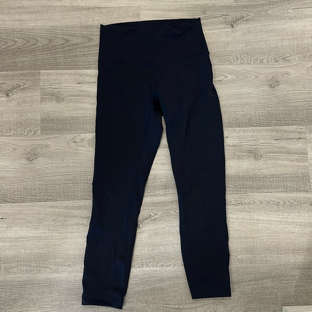 Lululemon Wunder Train 23 inch legging